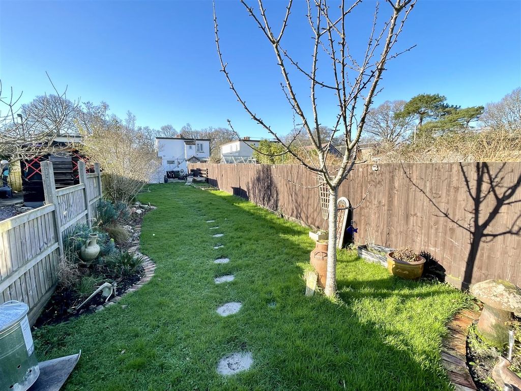 3 bed flat for sale in Holton Heath Park, Wareham Road, Holton Heath, Poole BH16, £239,950 Zoopla