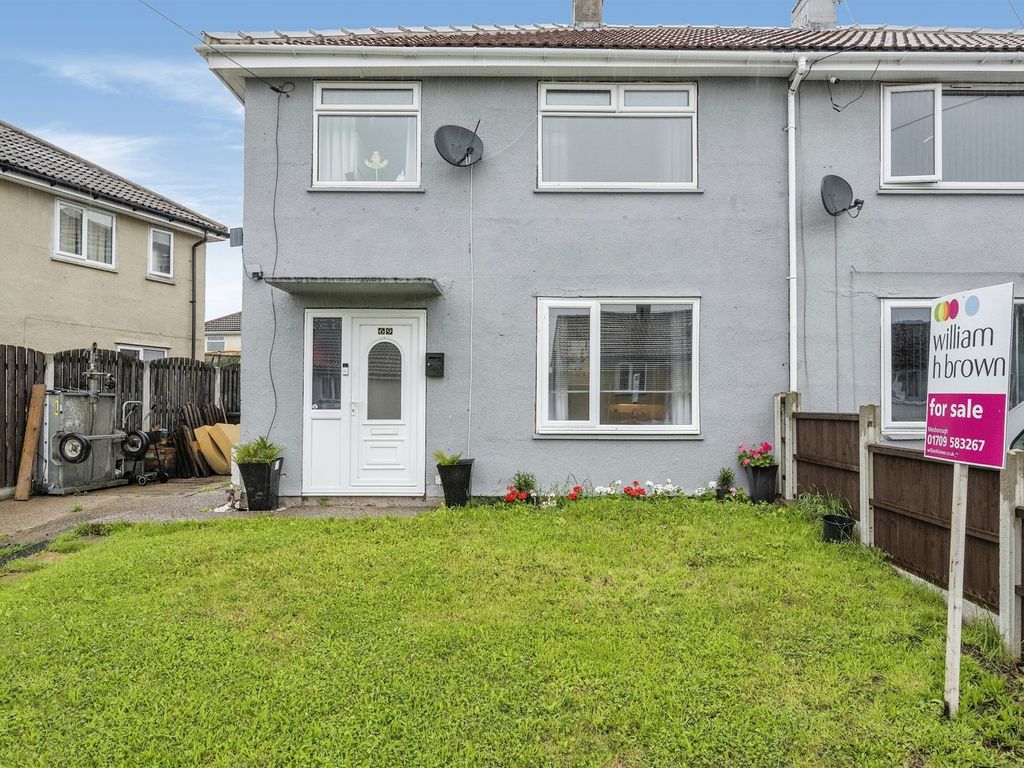 3 bed semidetached house for sale in South Drive, BoltonUponDearne