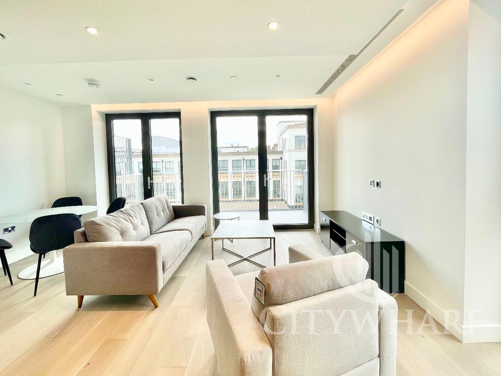 2 bed flat to rent in Opus House, Salutation Gardens, London WC1X, £
