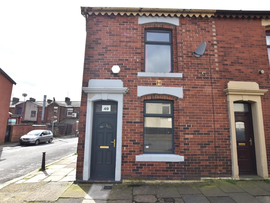 2 bed end terrace house to rent in Cornelian Street, Blackburn BB1, £