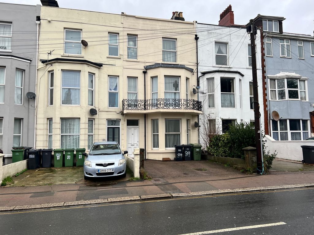 4 bed terraced house for sale in Mount Pleasant Road, Hastings TN34