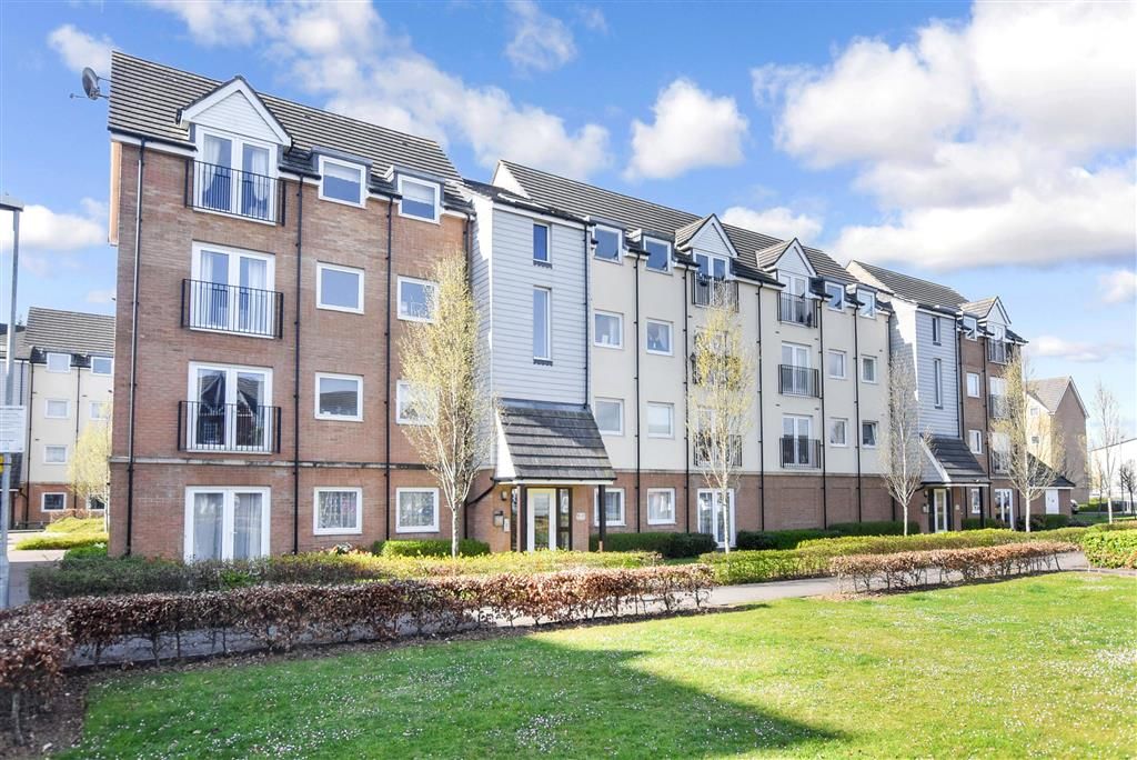 2 bed flat for sale in Tudor Crescent, Portsmouth, Hampshire PO6 Zoopla