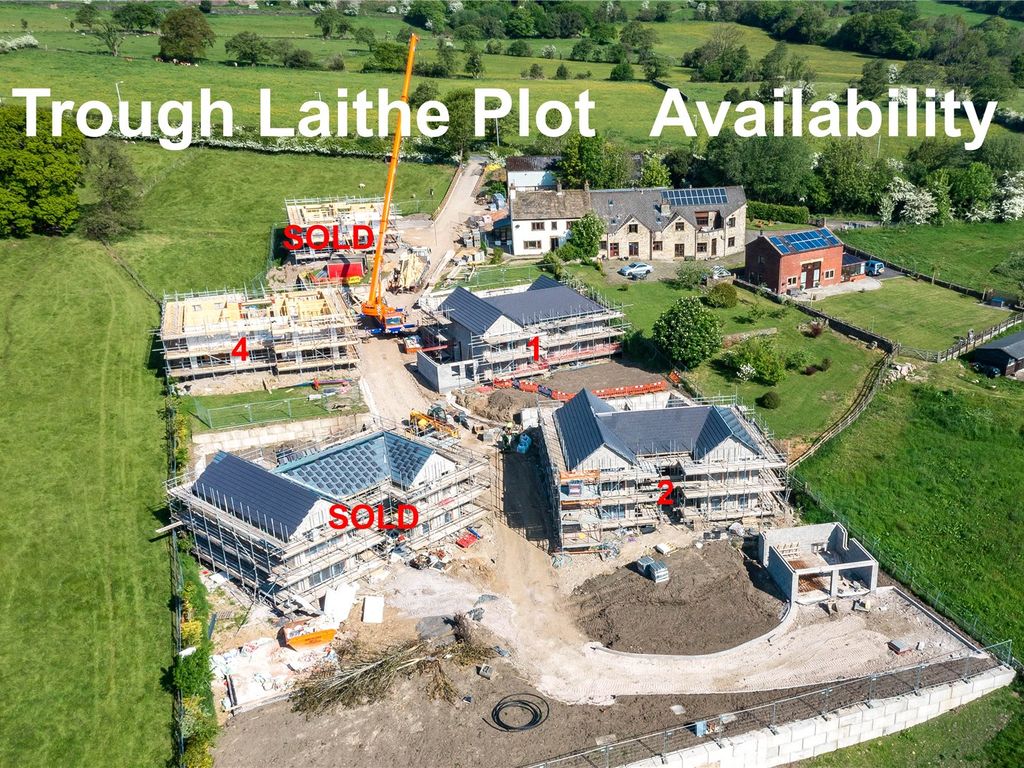 New home, 5 bed detached house for sale in Wheatley Lane Road