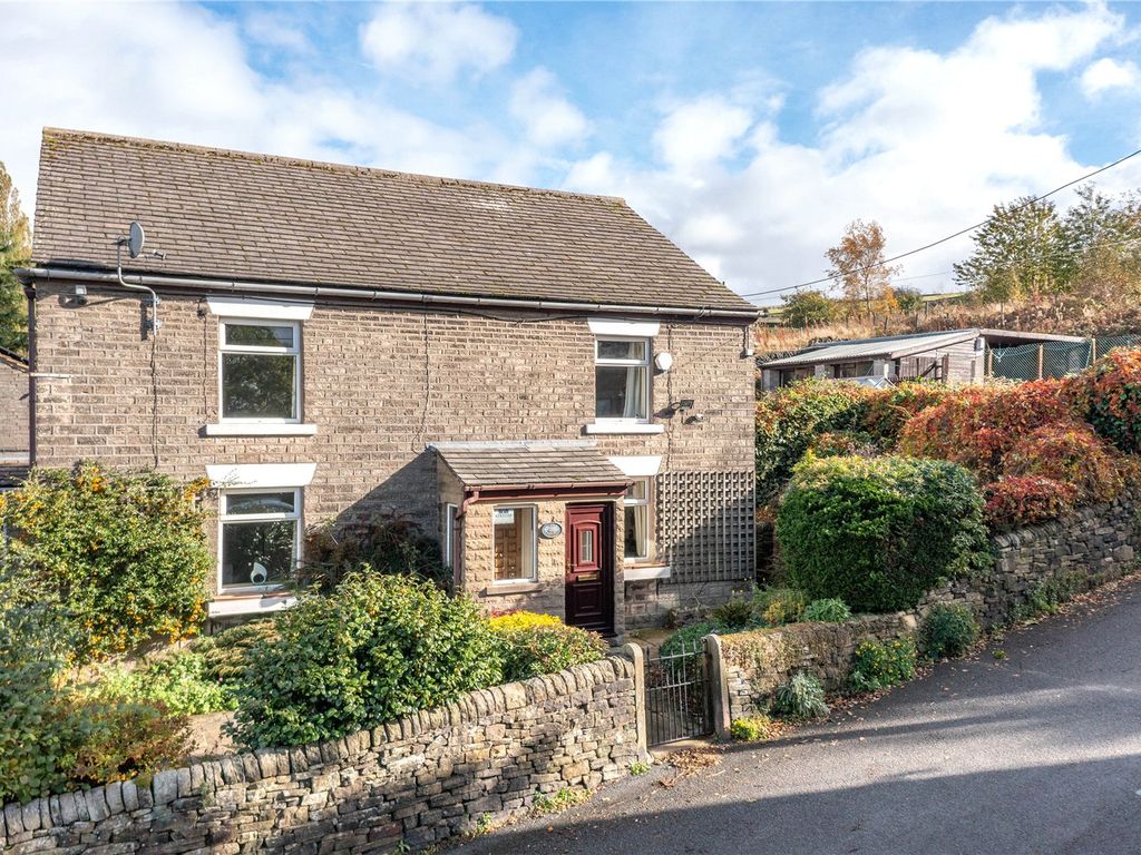 4 bed detached house for sale in Back Lane, Charlesworth, Glossop