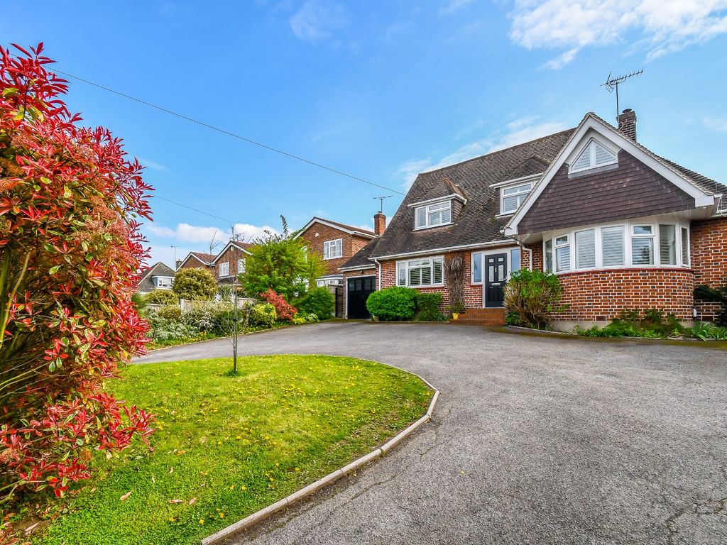 4 bed detached house for sale in Essex Way, Benfleet, Essex SS7 Zoopla