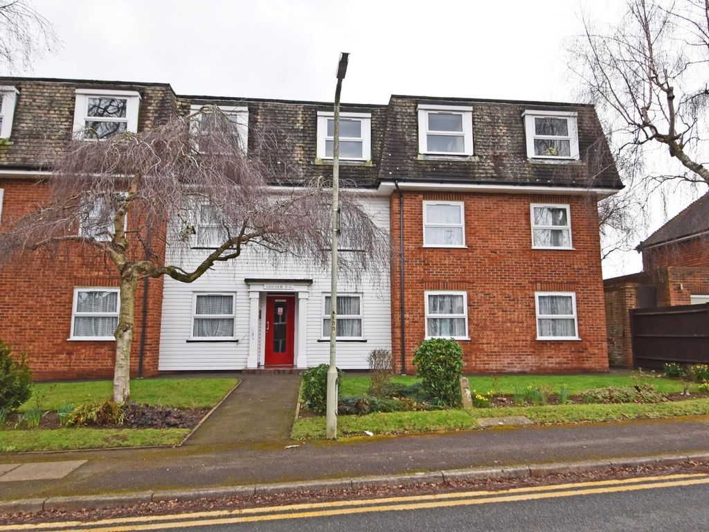 2 bed flat for sale in Upper Queens Road, Ashford TN24 Zoopla