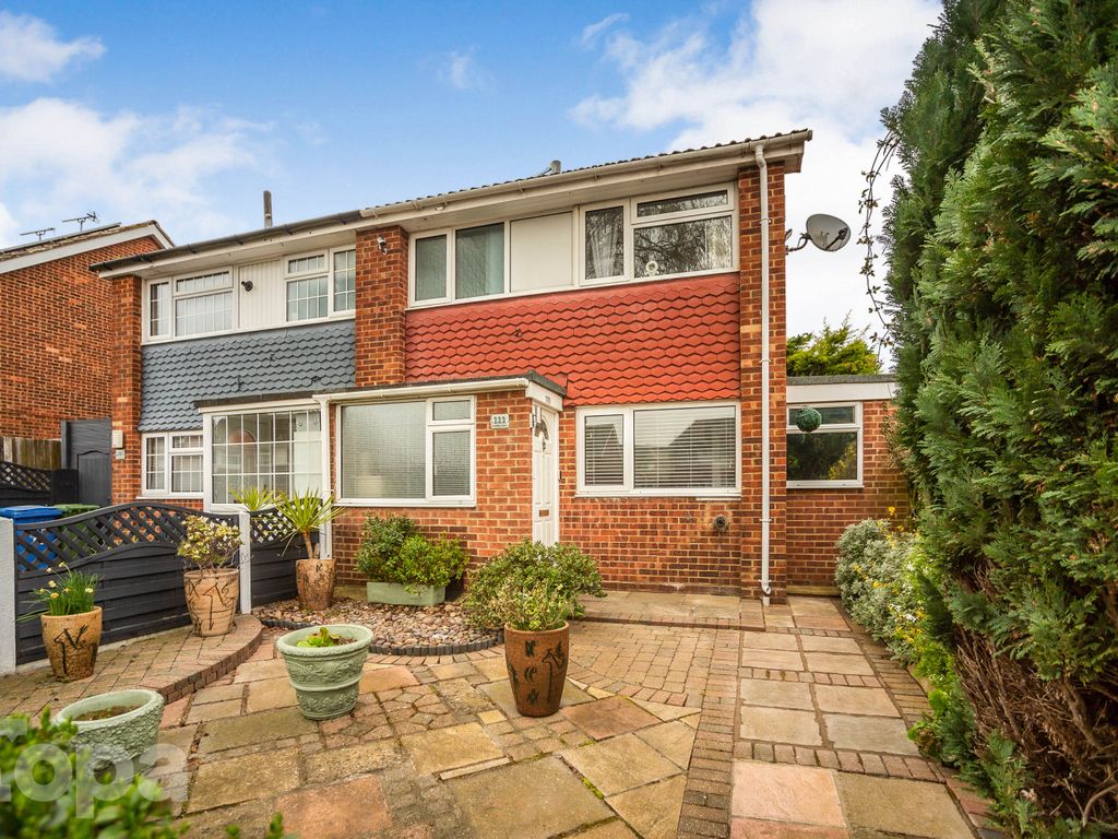 4 bed semidetached house for sale in Coombe Drive, Sittingbourne ME10