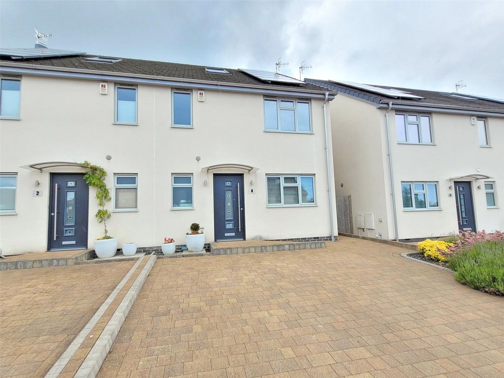 Silver Birch Close, Rowan Avenue, Hove, East Sussex BN3