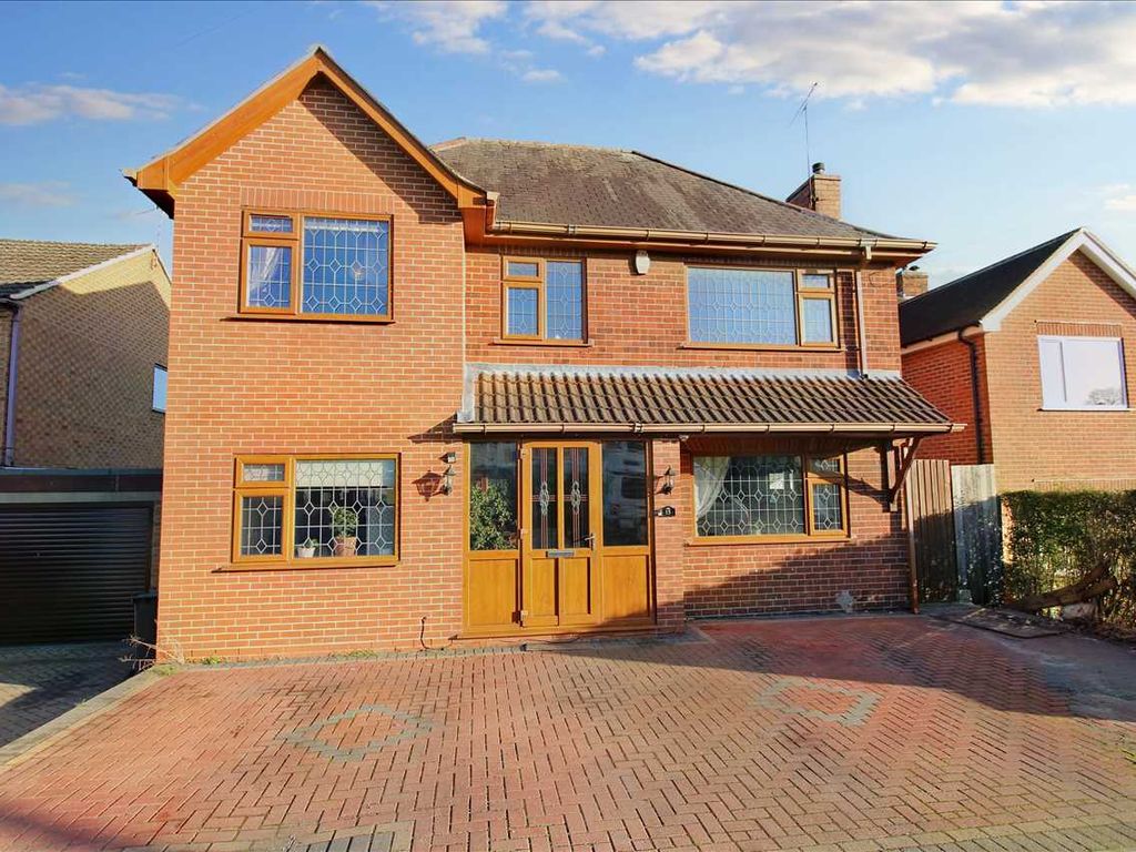 4 bed detached house for sale in Garden Avenue, Ilkeston DE7 Zoopla