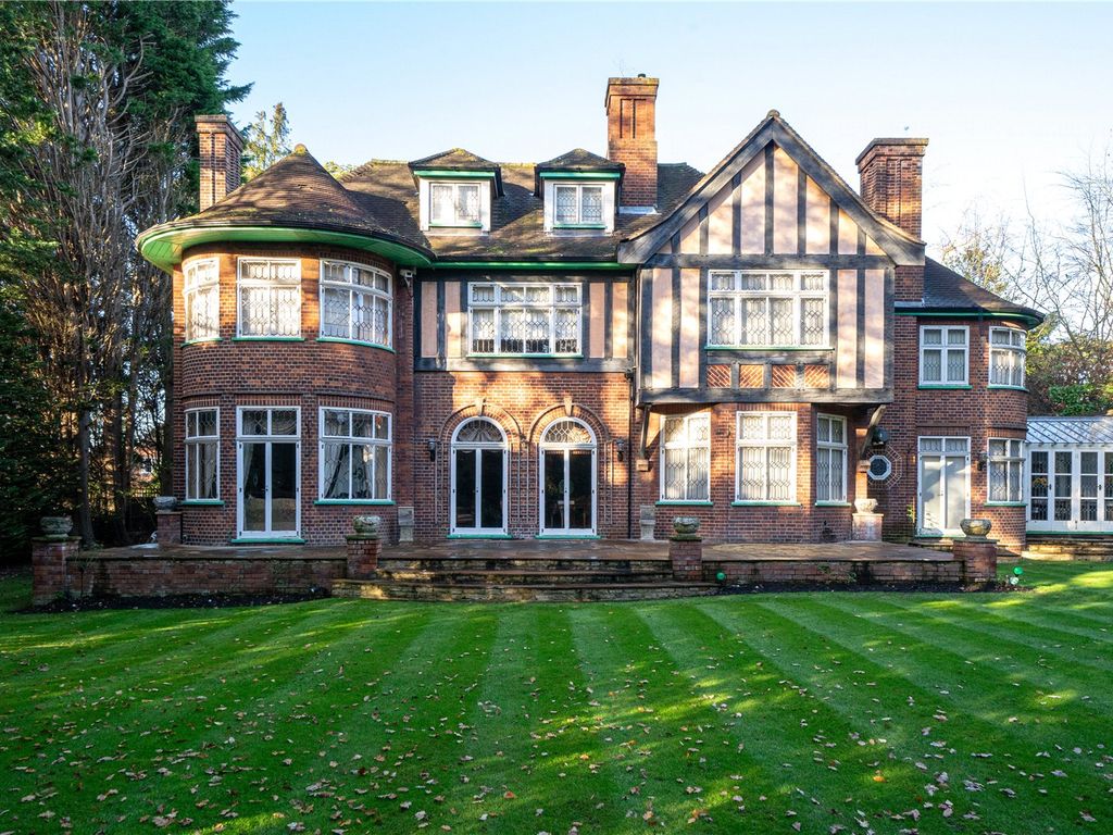 Temple Gardens, Moor Park WD3