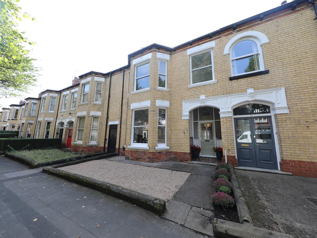 Property for sale in Marlborough Avenue, Princes Avenue, Hull HU5, £