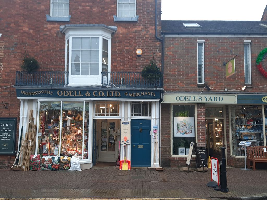Office to let in High Street, Stony Stratford, Milton Keynes MK11, £
