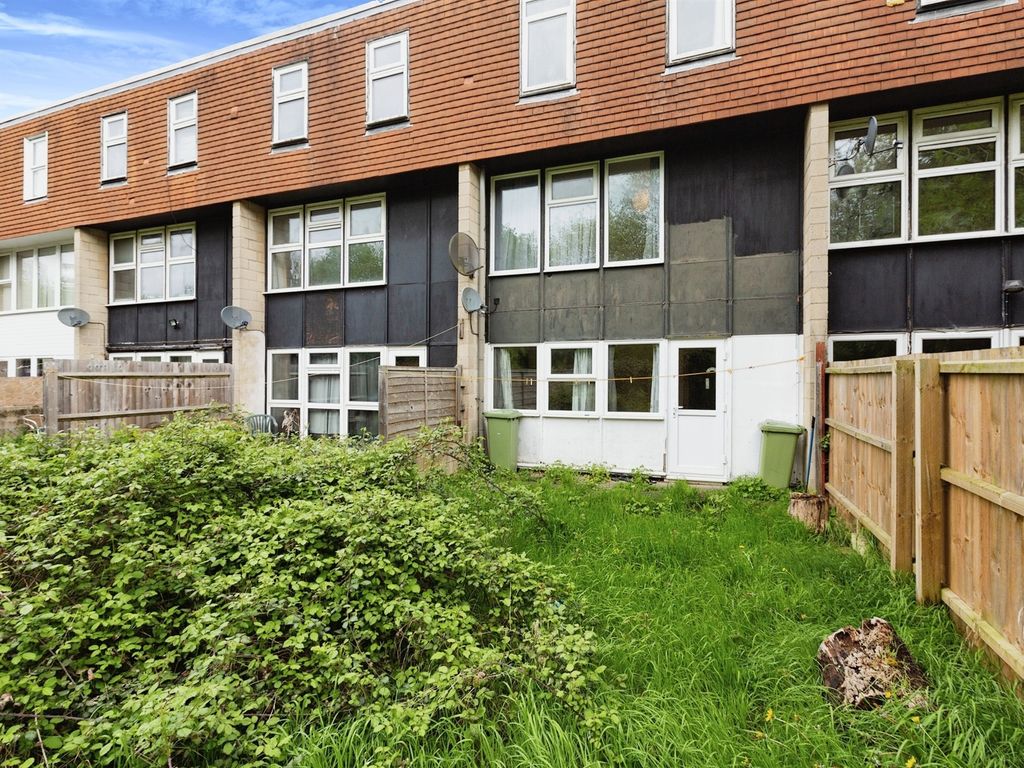 4 bed town house for sale in Gibbwin, Great Linford, Milton Keynes MK14