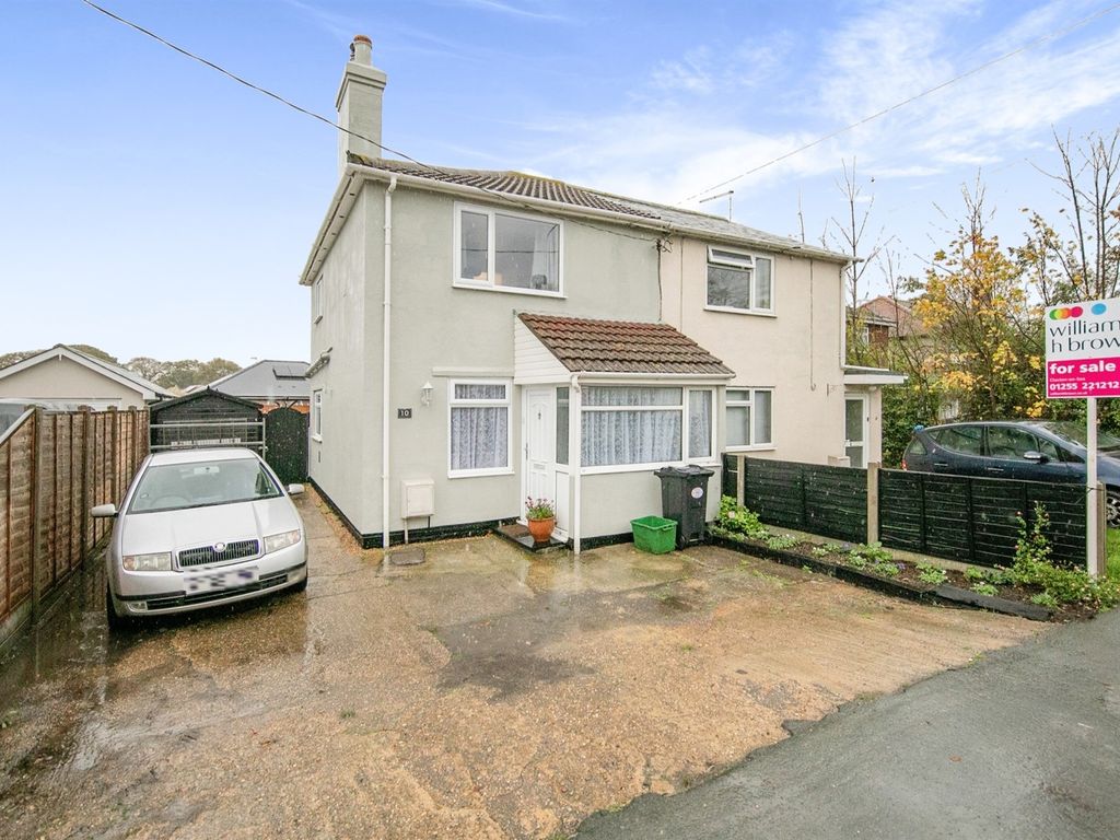 3 bed semidetached house for sale in Weeley Road, Little Clacton