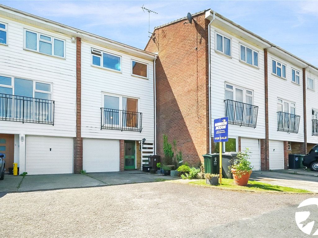4 bed terraced house for sale in Elizabeth Street, Greenhithe, Kent DA9 Zoopla