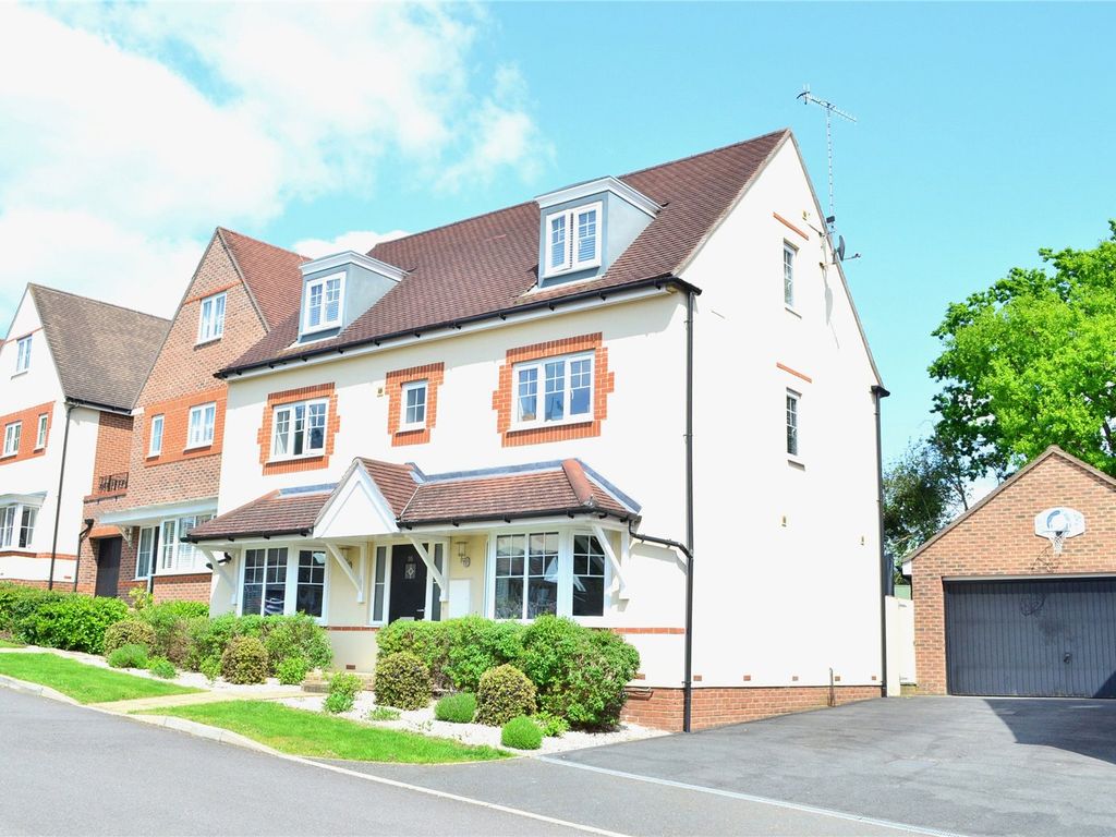 5 bed detached house for sale in East Grinstead, West Sussex RH19 Zoopla