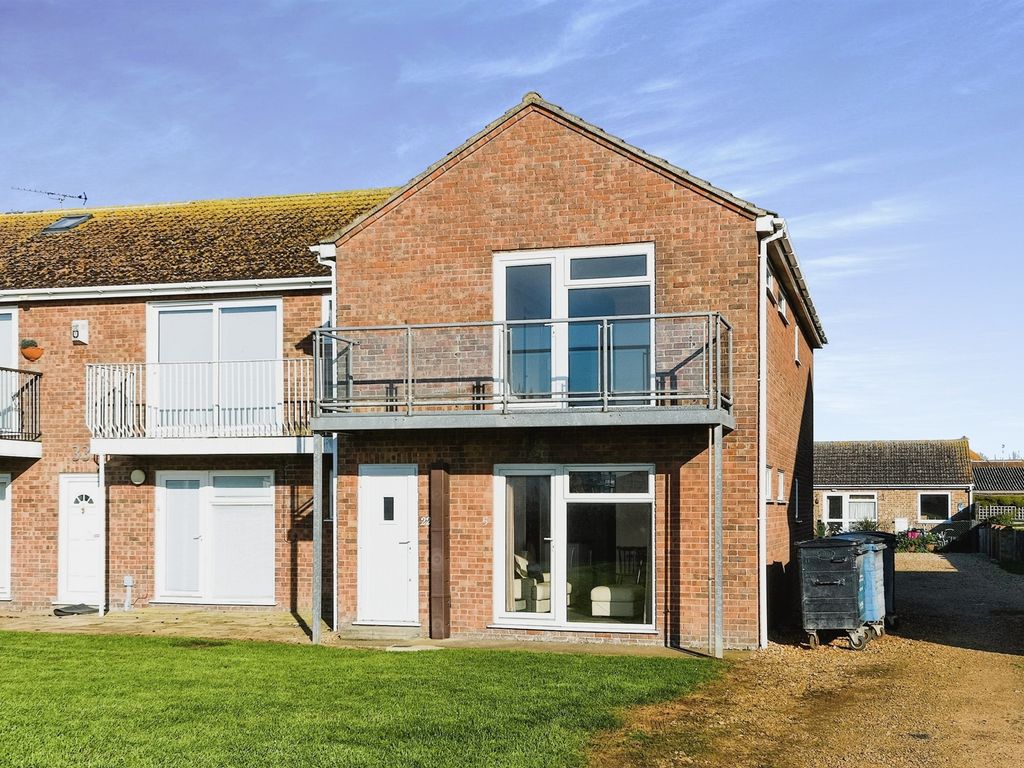 2 bed flat for sale in South Beach Road, Hunstanton PE36 Zoopla