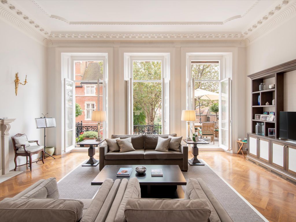 3 bed flat for sale in Cadogan Square, Knightsbridge, London SW1X, £6,500,000 Zoopla