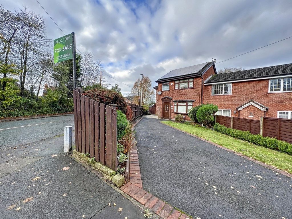 4 bed semidetached house for sale in Dalby Lea, Blackburn BB2 Zoopla
