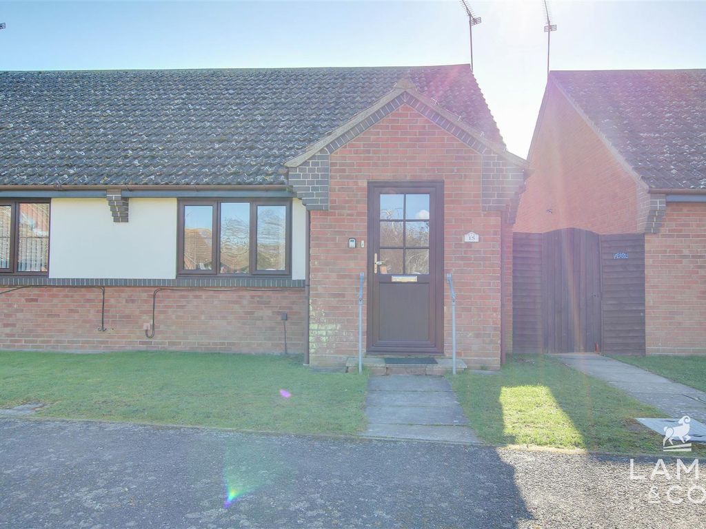1 bed semidetached bungalow for sale in Priory Park, Botanical Way, St