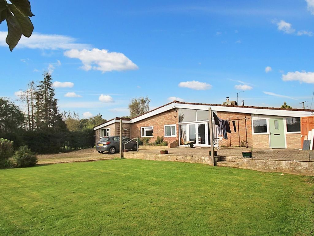 Property for sale in Semington, Trowbridge BA14, £495,000 Zoopla