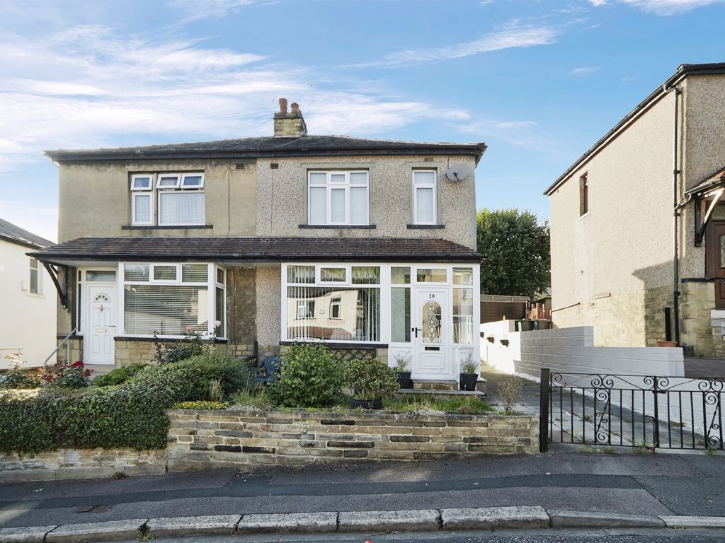 3 bed semidetached house for sale in Thornhill Drive, Shipley BD18, £170,000 Zoopla