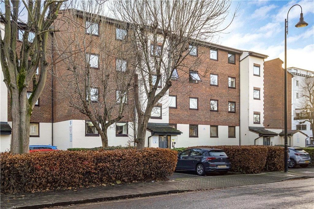 2 bed flat for sale in Granville Square, London SE15 Zoopla