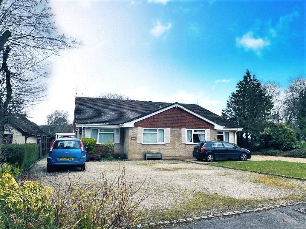 3 bed bungalow for sale in Hazel Road, Ash Green, Surrey GU12 Zoopla