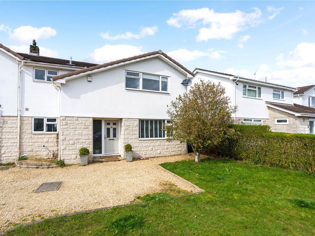4 bed semidetached house for sale in Woodland Way, Failand, North