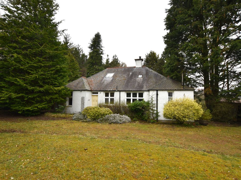 3 bed detached house for sale in Dunphail, Forres IV36, £280,000 Zoopla