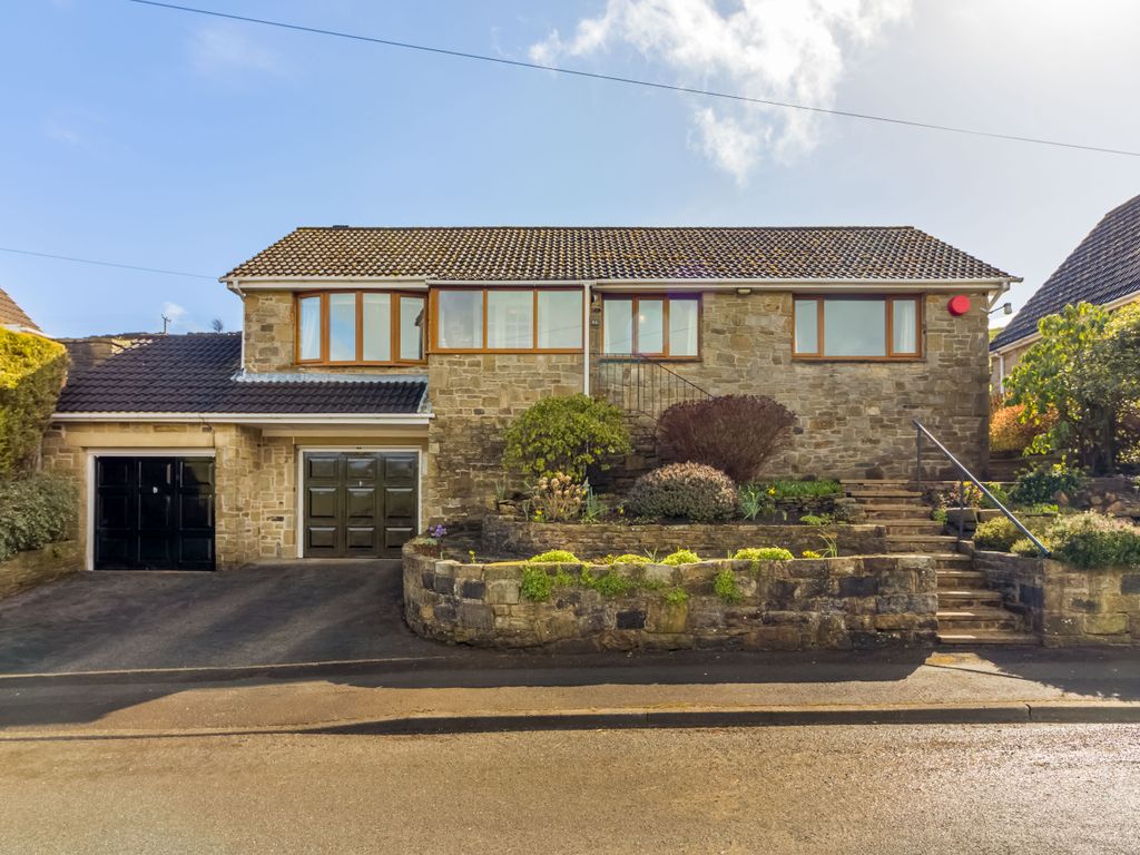 3 bed detached bungalow for sale in Lingards Road, Slaithwaite