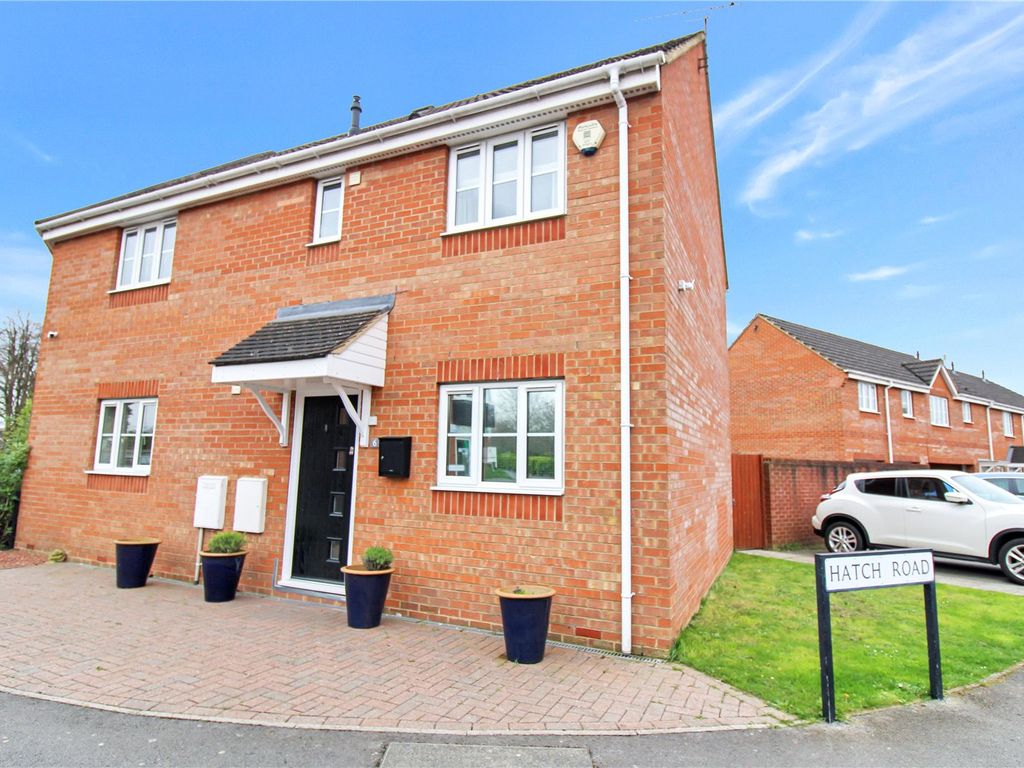 3 bed end terrace house for sale in Winton Road, Stratton St. Margaret, Swindon SN3, £300,000