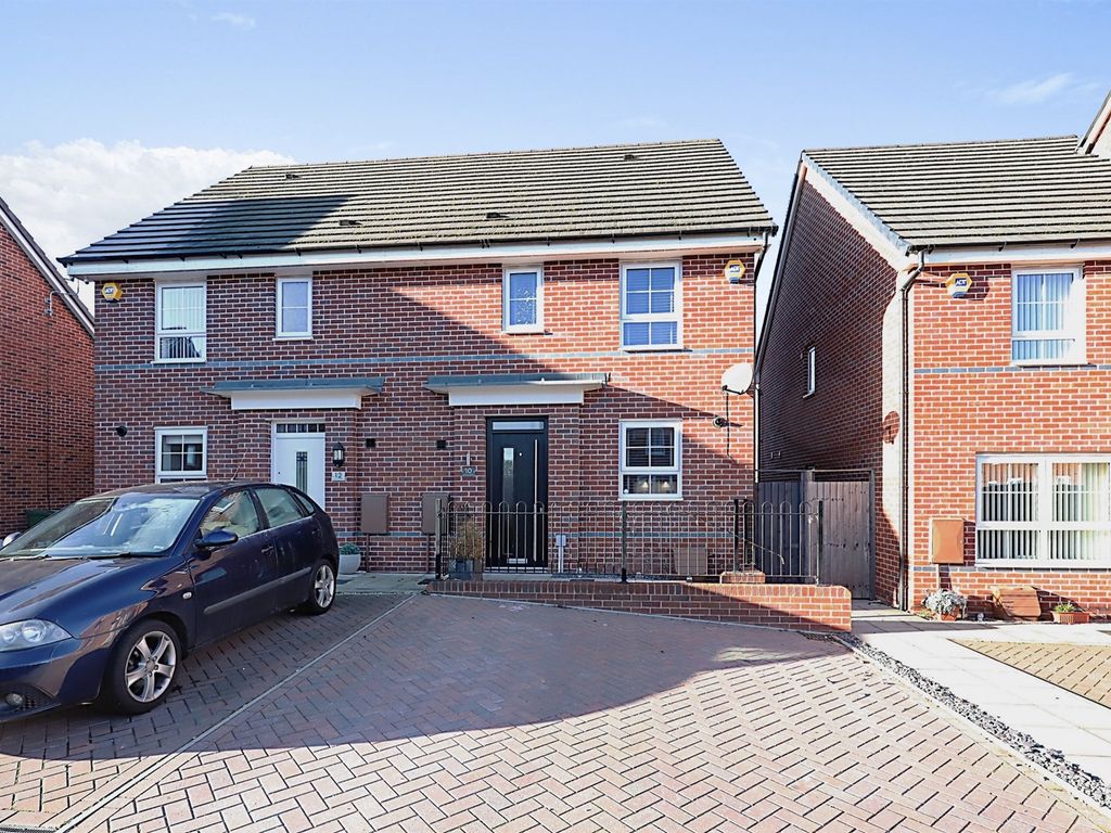 Goodwood Drive, Akron Gate Oxley, Wolverhampton WV10  