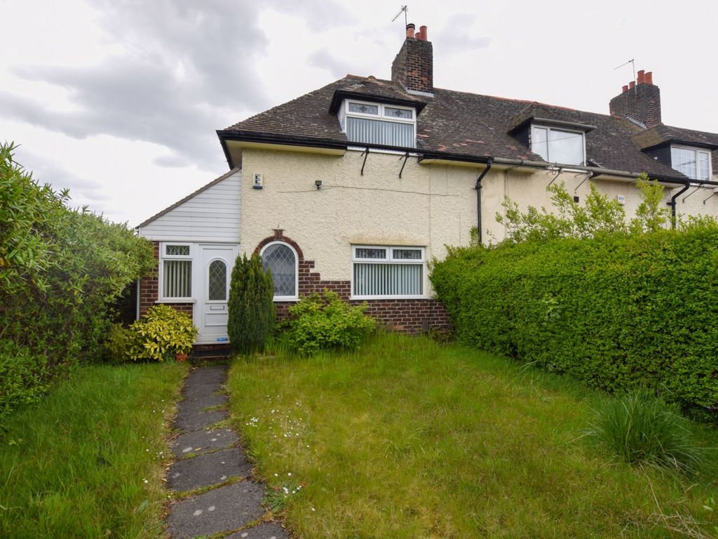 2 bed end terrace house for sale in New Chester Road, Bromborough