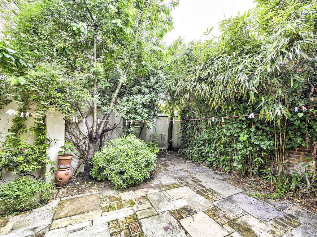 4 bed terraced house for sale in Brackenbury Village, Brackenbury