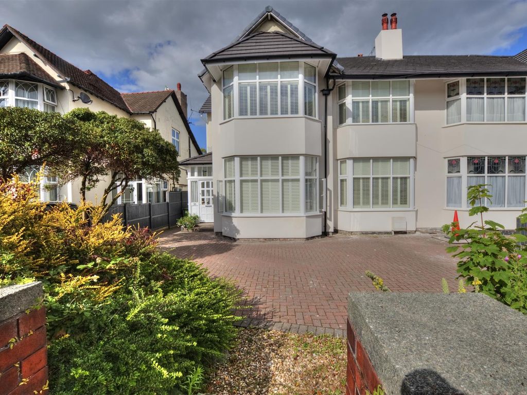 5 bed semidetached house for sale in College Road North, Blundellsands