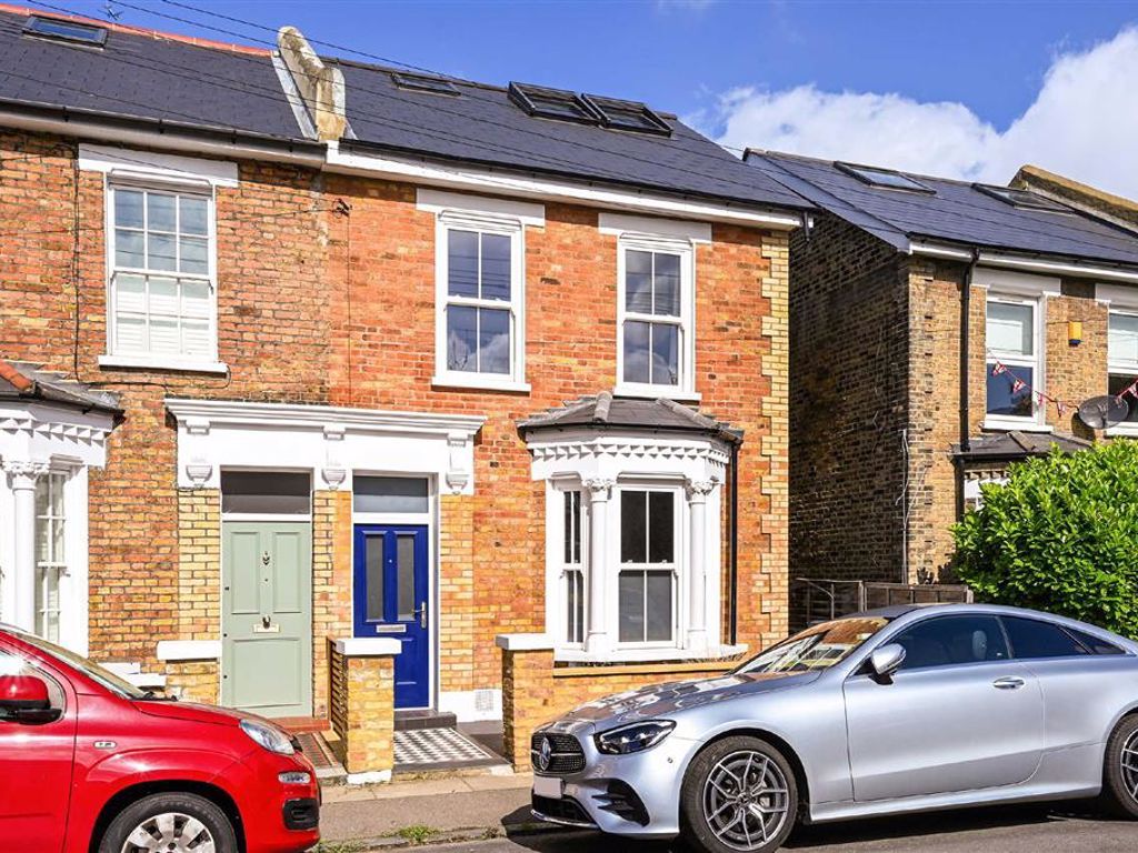 5 bed property for sale in Harcourt Road, London SE4 Zoopla