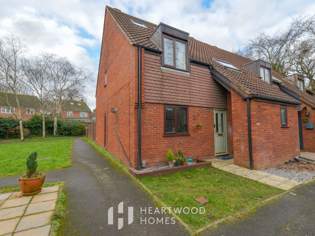6 bed end terrace house for sale in Newgate Close, St. Albans AL4 Zoopla