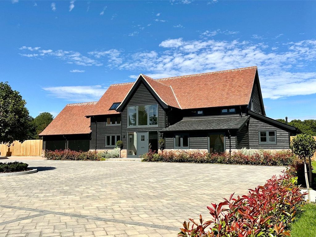 New home, 4 bed detached house for sale in The Lakes, Hardings Lane