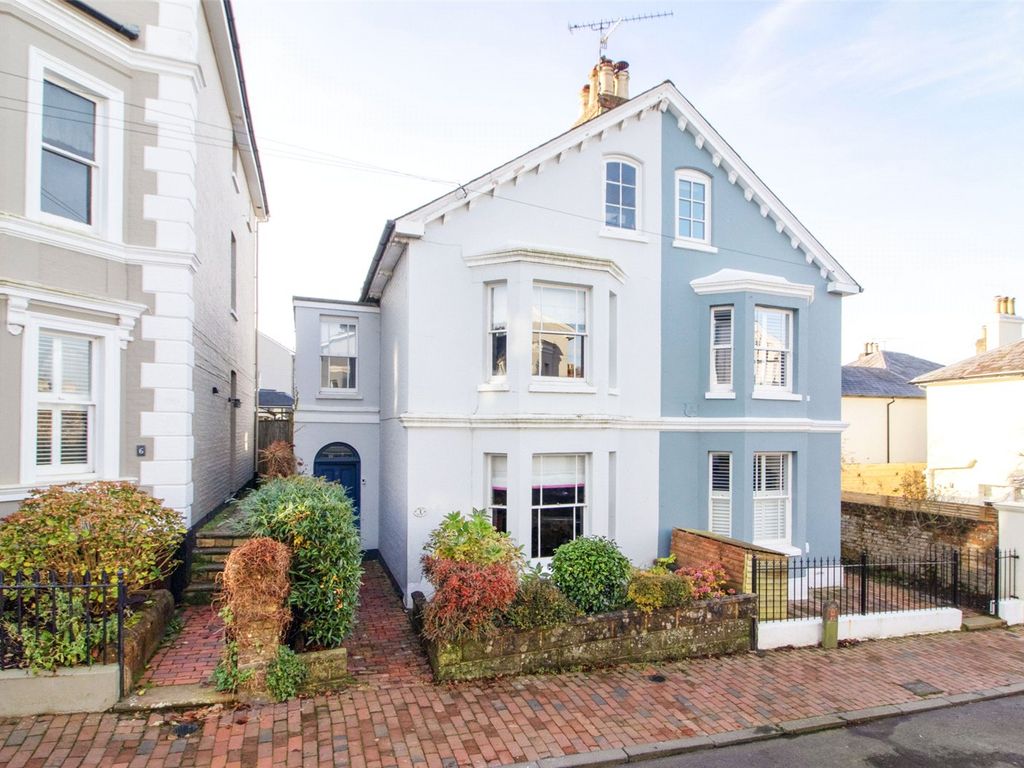 4 bed semidetached house for sale in Princes Street, Tunbridge Wells