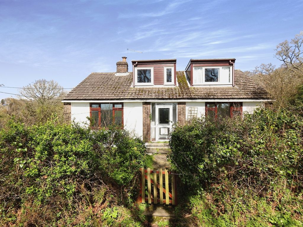 3 bed detached bungalow for sale in Watergates Lane, Broadmayne