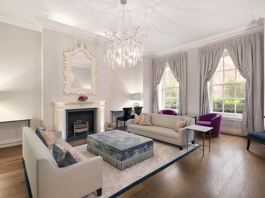 4 bed flat for sale in Cadogan Square, London SW1X, £9,950,000 Zoopla