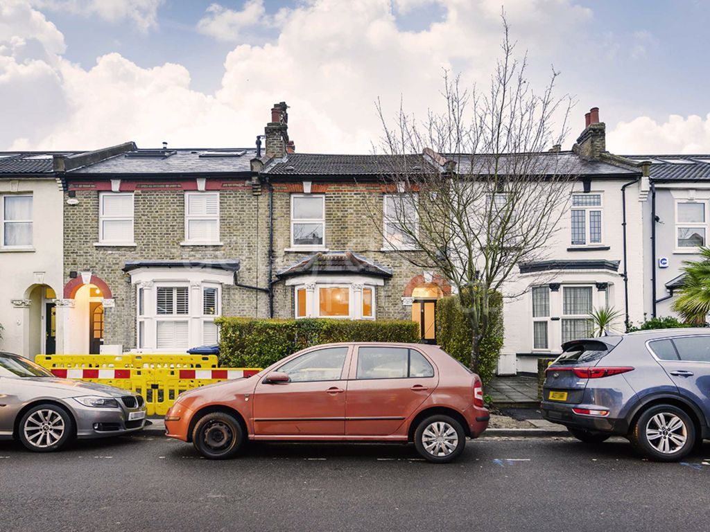 Johns Avenue, London NW4