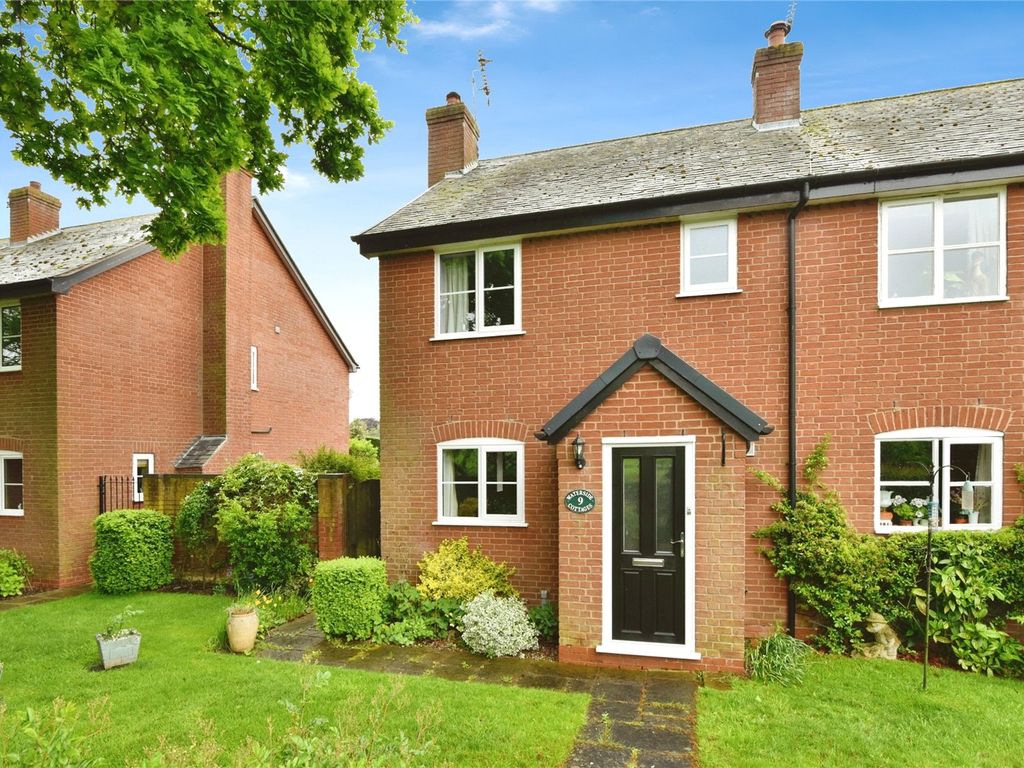 3 bed semidetached house for sale in Cholmondeley Road, Wrenbury, Nantwich, Cheshire CW5, £