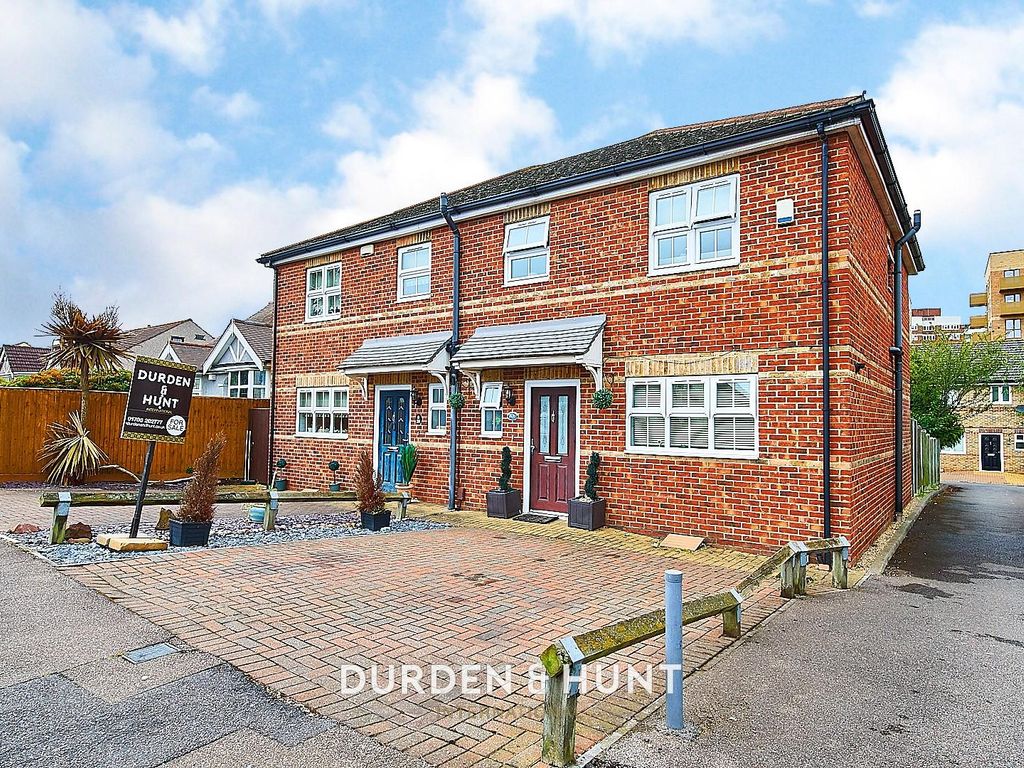 3 bed semidetached house for sale in Abbs Cross Lane, Hornchurch RM12
