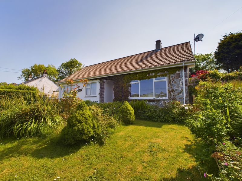 3 bed detached bungalow for sale in Lower North Country, Redruth TR16