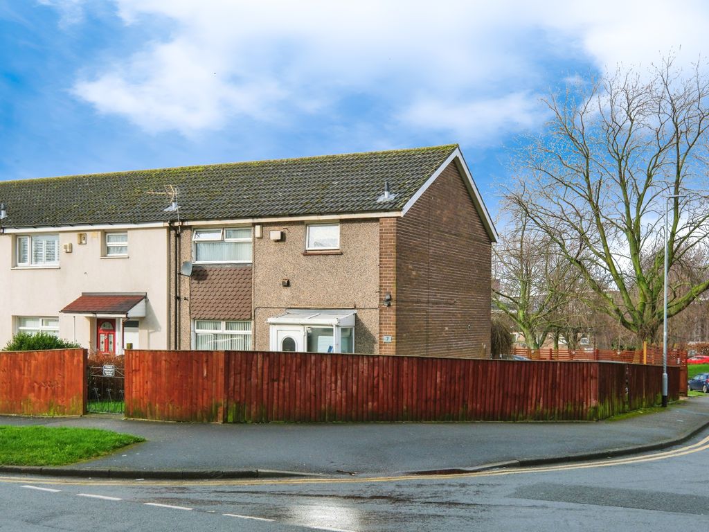 3 bed end terrace house for sale in Gargrave Approach, Leeds LS9, £