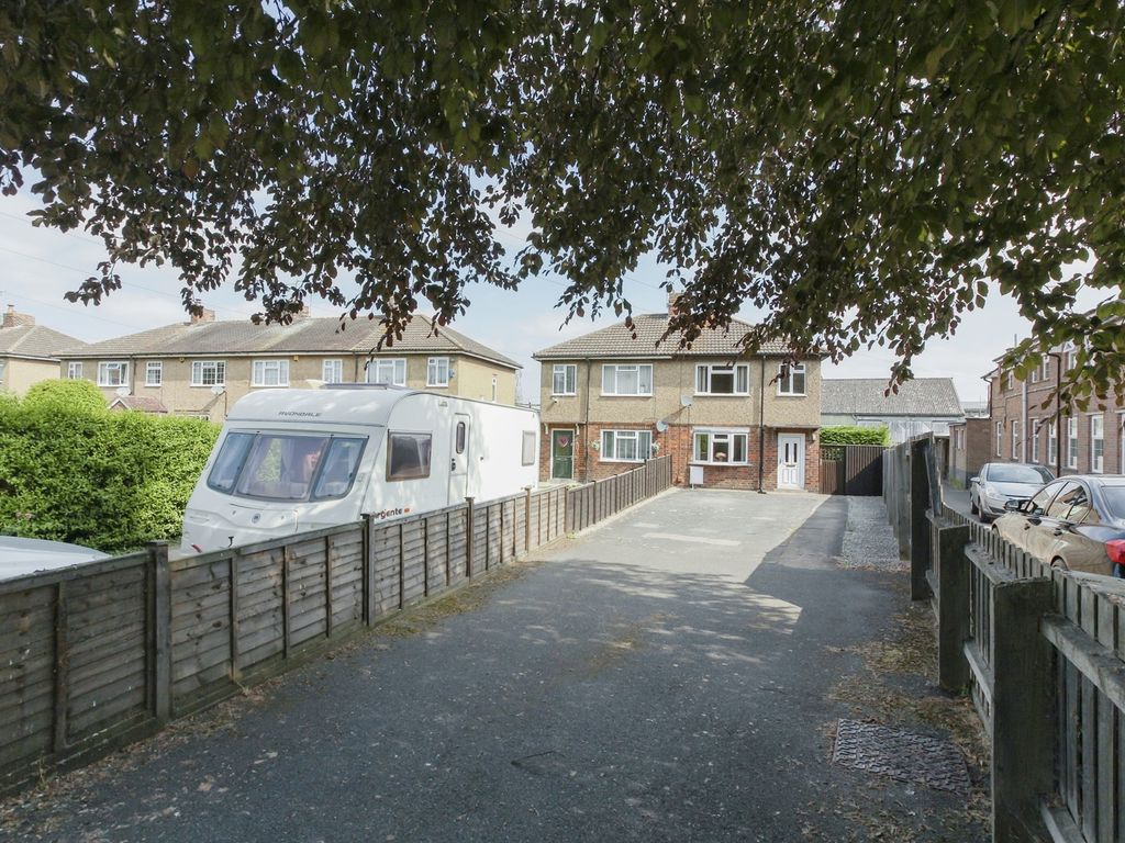 3 bed semidetached house for sale in Hathern Road, Long Whatton