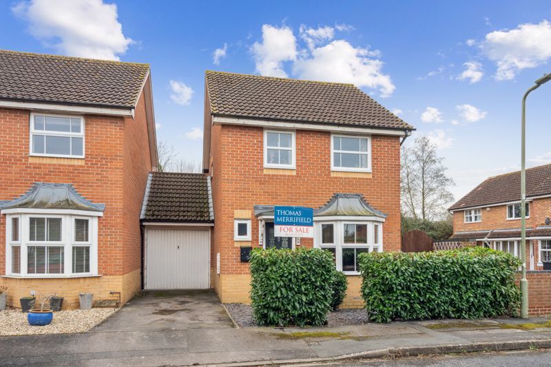 3 bed linkdetached house for sale in Usk Way, Didcot OX11 Zoopla