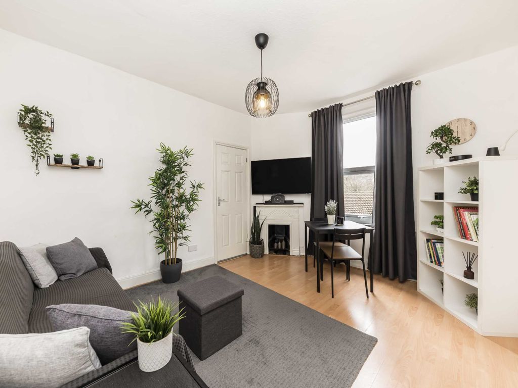 2 bed flat for sale in Gorleston Road, London N15 Zoopla